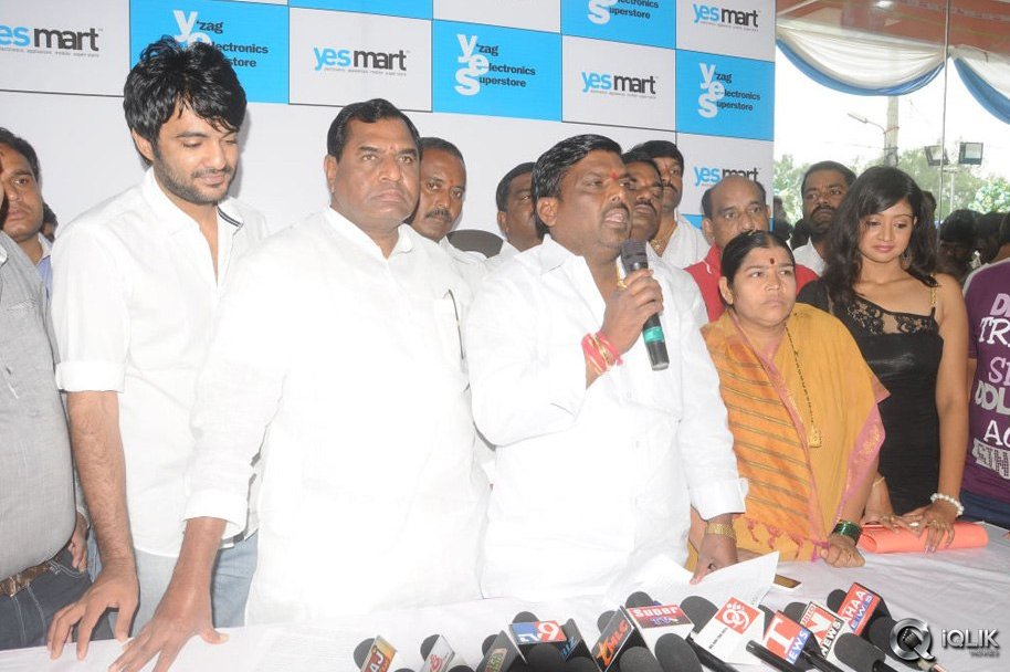 Ice-Cream2-Movie-Team-Launches-Yes-Mart